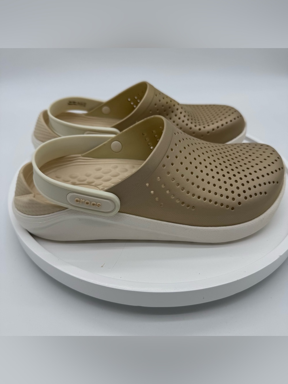 Crocs LiteRide Clogs Men’s 6 Women’s 8 Gold White Perforated Comfort Shoes